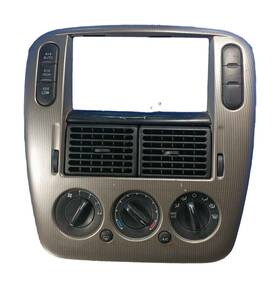 2l2t-18k811-afw Ford 02-05 Explorer 4x4 Ac Climate Control Radio Dash Trim Bezel Vent
