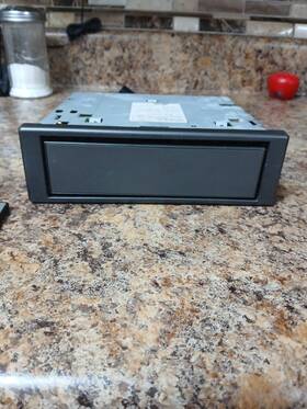 80701510 Kenwood Kdc 8009 Flip Face Vintage Cd Player- Read