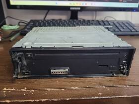 Kenwood Kdc-3023 No Faceplate Selling For Parts
