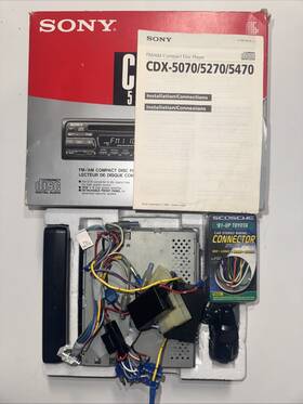 Sony Cdx-5470 Genuine Car Cd/radio With Face Plate Case And Extras Untested