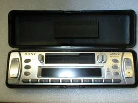 Sony Xr-ca333 Xr-ca-333 Car Stereo 45wx4 Faceplate With Case Appears Barely Used