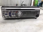 01 Larson 210 Boat Clarion M475 Marine Radio Deck Cd Player. Fixed Price $139.50.