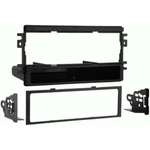 New Metra 99-1007 Single Din Stereo Installation Dash Kit For 2002-2005 Kia Rio. Fixed Price $15.95.